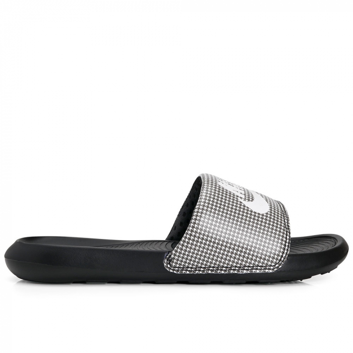 にゃおん NIKE公式】ザイオン 4 