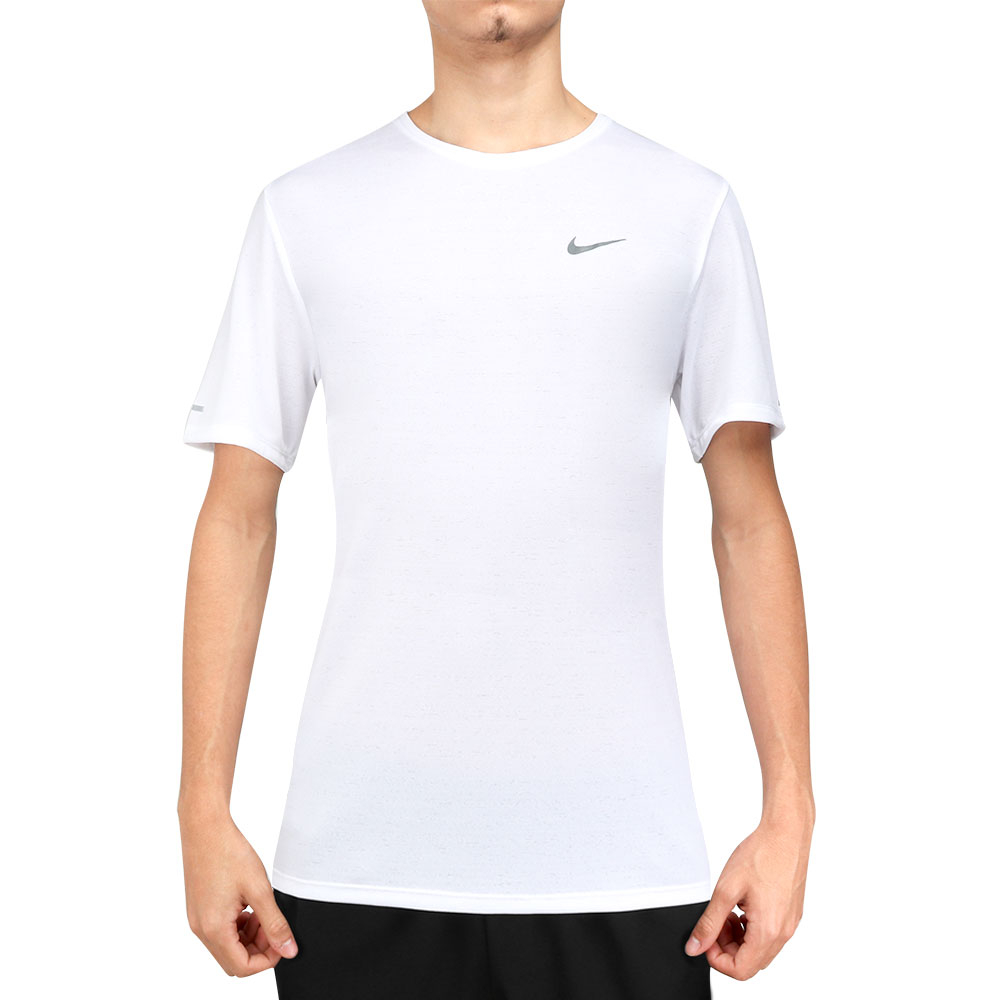 Camiseta Nike Sportswear Club Masculina - Verde Claro - Titanes