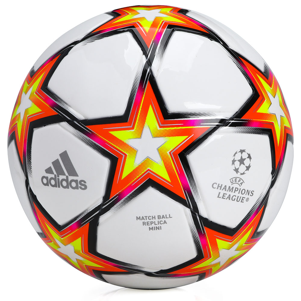 bola uefa champions league