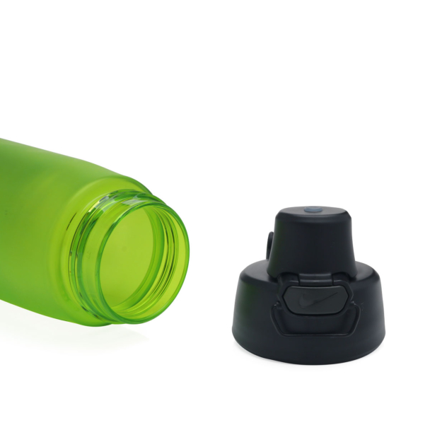 Garrafa Nike Core Hydro Flow Futura 709ml Verde e Preta