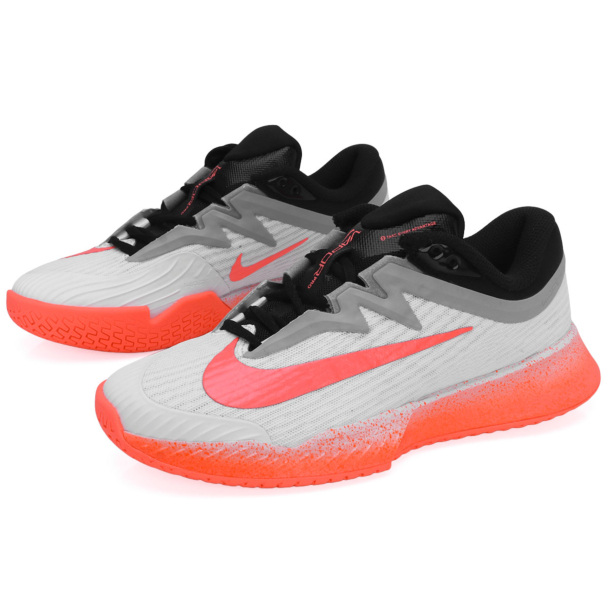 ナイキ テニスシューズ zoom vapor pro3 試着のみ新品 28cm Tênis Nike Zoom Vapor Pro 3 - Quadra Rápida - Branco e Salmão