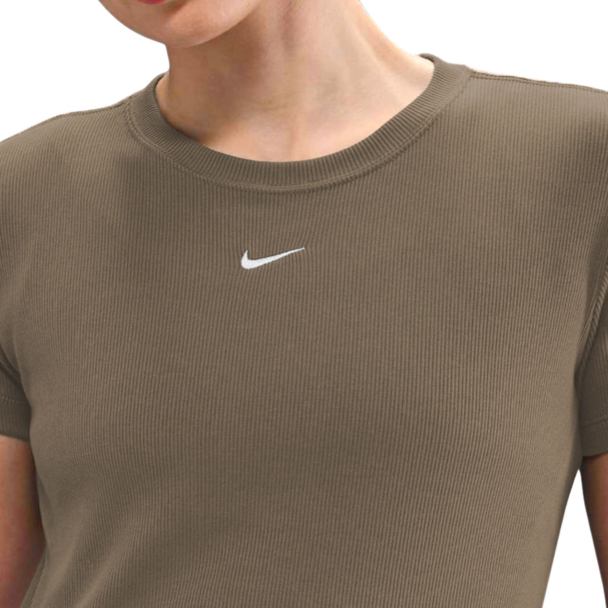Camiseta Nike Sportswear Marrom