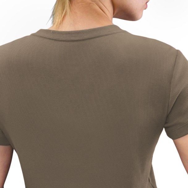 Camiseta Nike Sportswear Marrom
