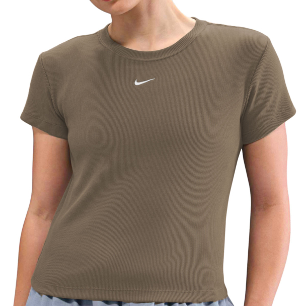 Camiseta Nike Sportswear Marrom