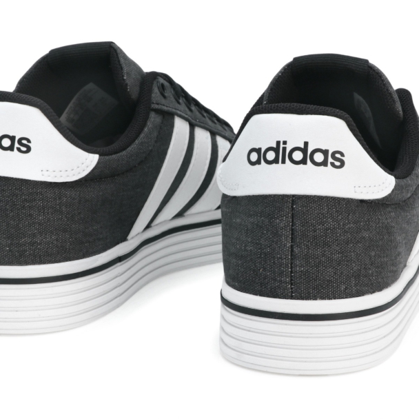 Tênis Adidas Daily 4.0 Preto e Branco